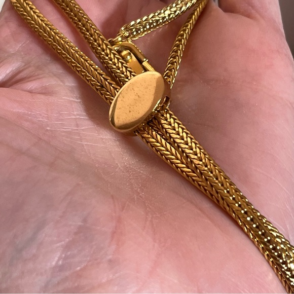 Monet Rare Vintage 1970’s Heavy Gold Lariat Bolo Mobwife Omega Chain Necklace - Picture 7 of 17